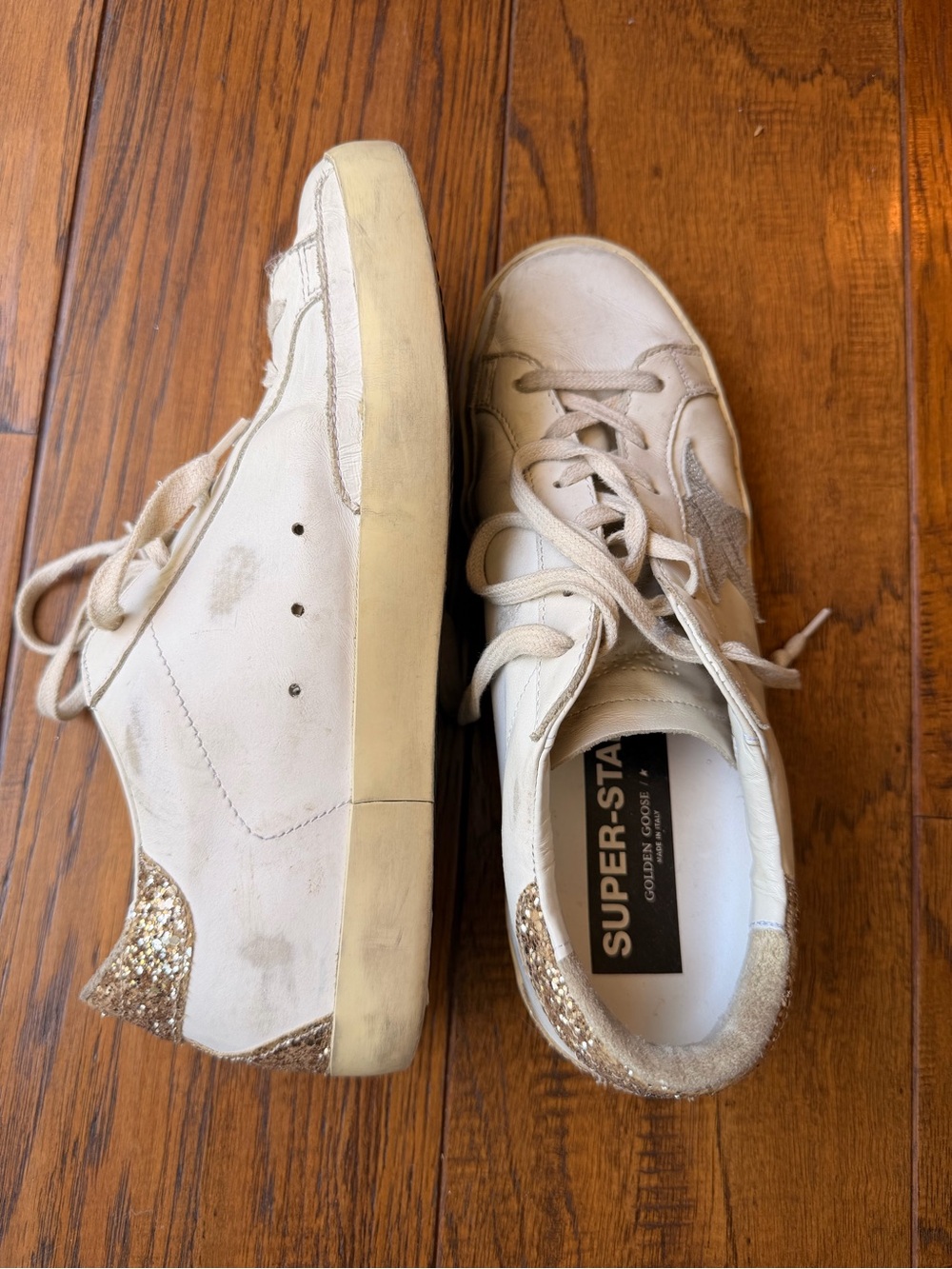Golden Goose White Leather Star Accent Sneakers, size 40 - Picture 2 of 5